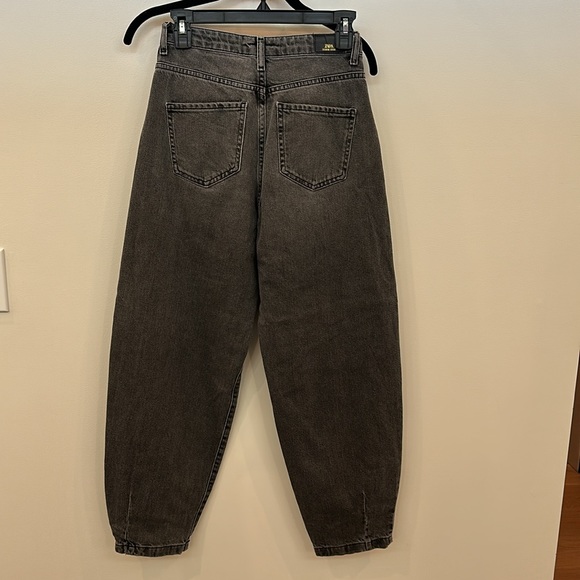 Zara tapered black washed denim size 2 - Picture 3 of 5
